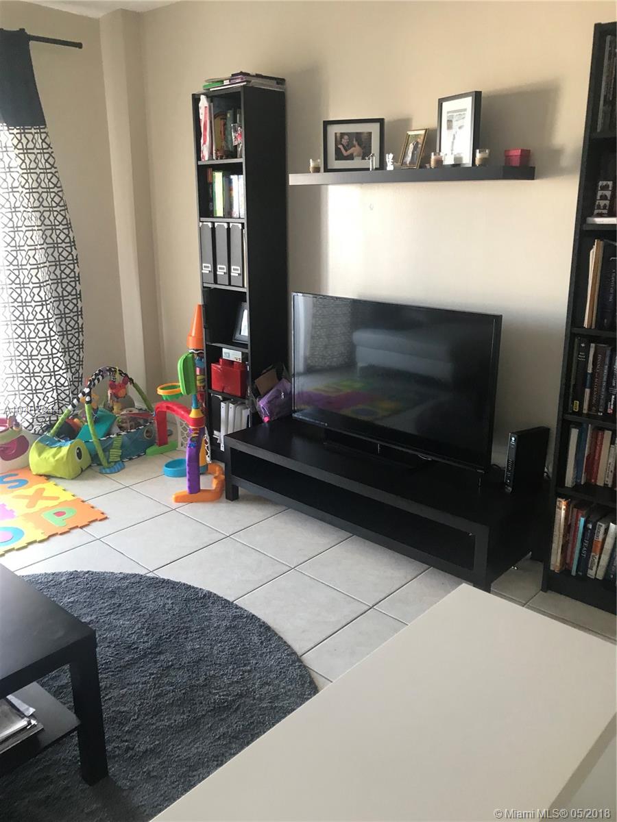 ISLAND PLACE AT NORTH BAY - Residential