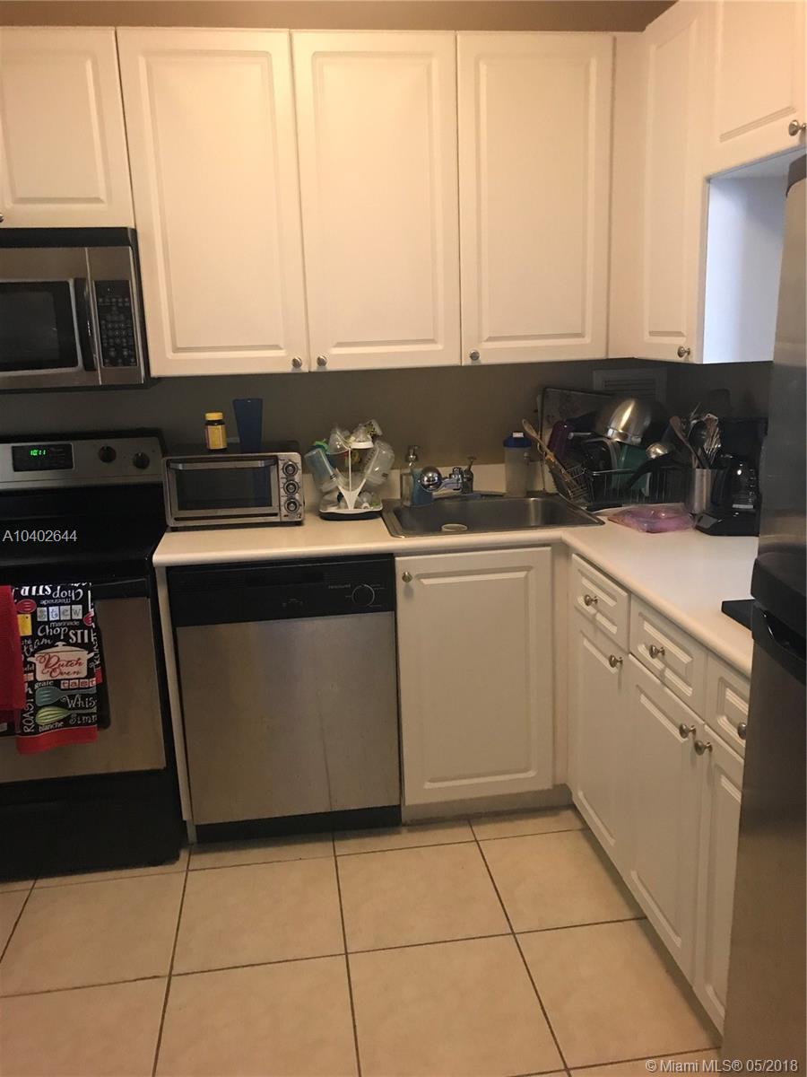 ISLAND PLACE AT NORTH BAY - Residential