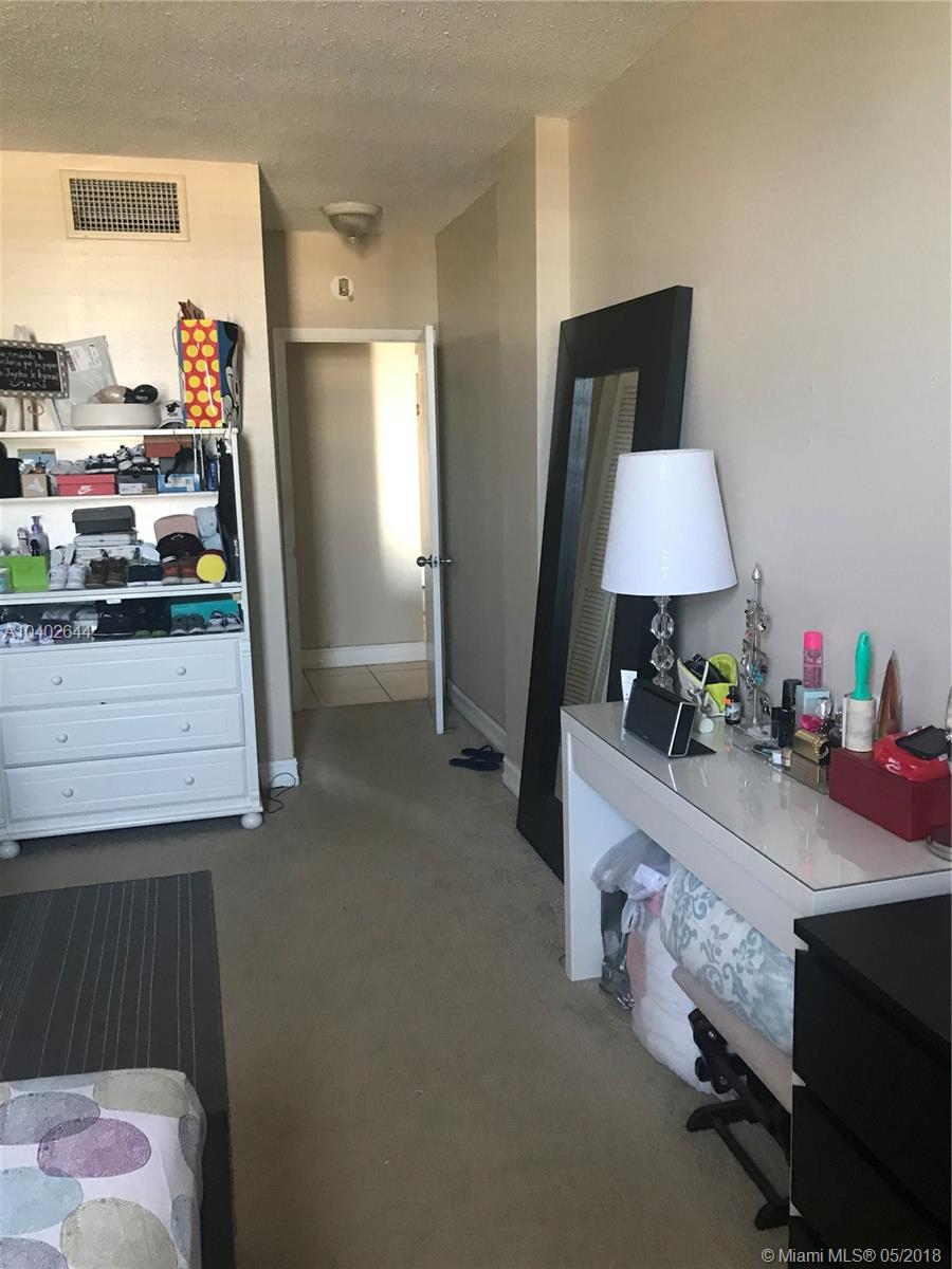 ISLAND PLACE AT NORTH BAY - Residential