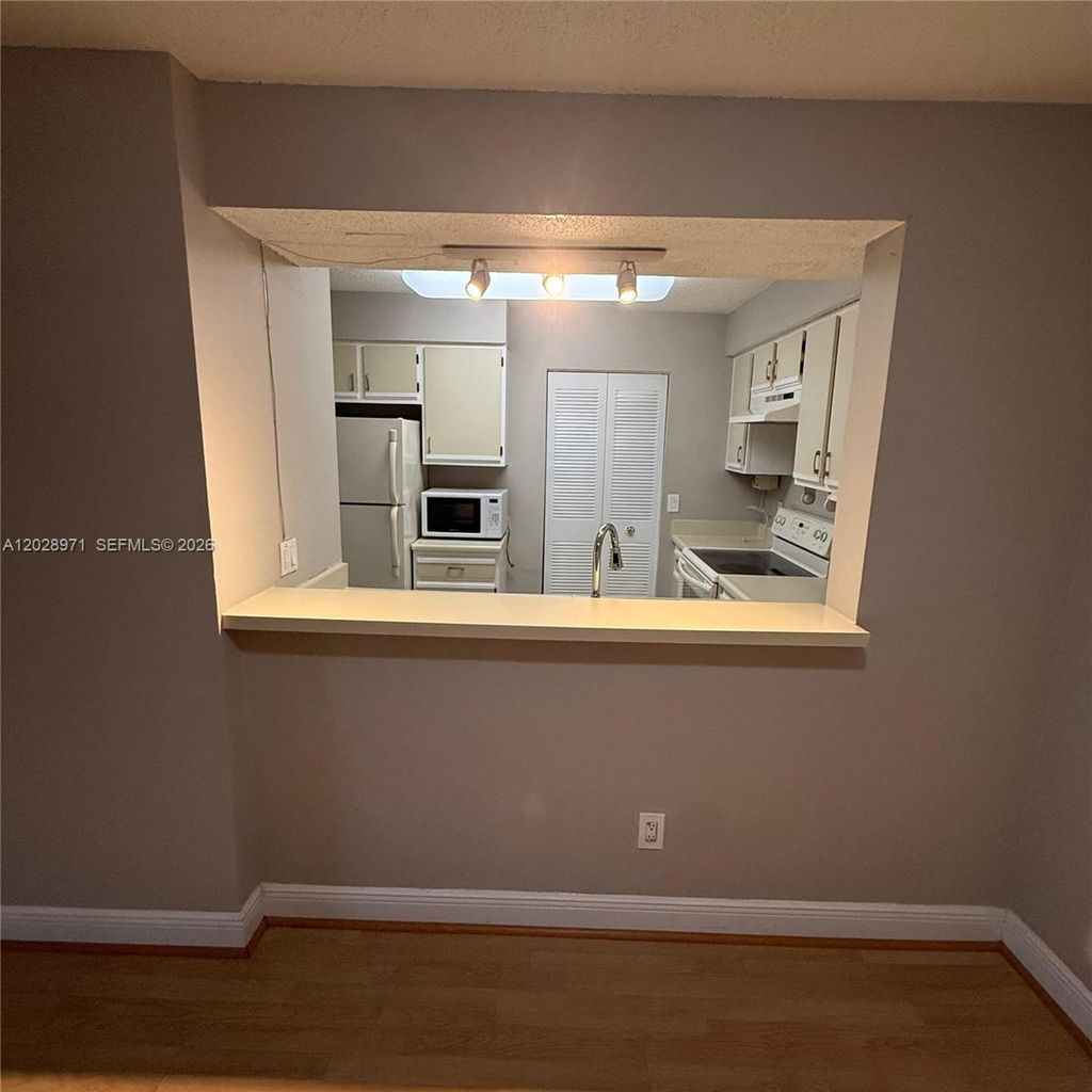 Photo of Pompano Beach, FL 33069 (MLS # A12028971)