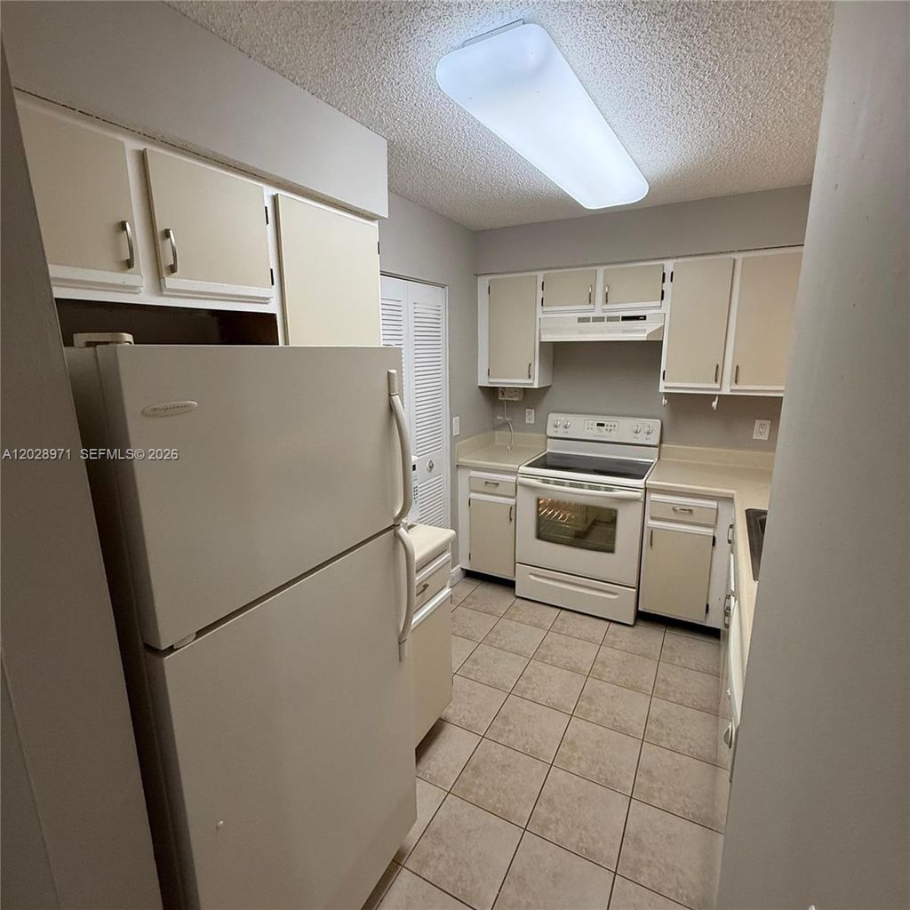 Photo of Pompano Beach, FL 33069 (MLS # A12028971)
