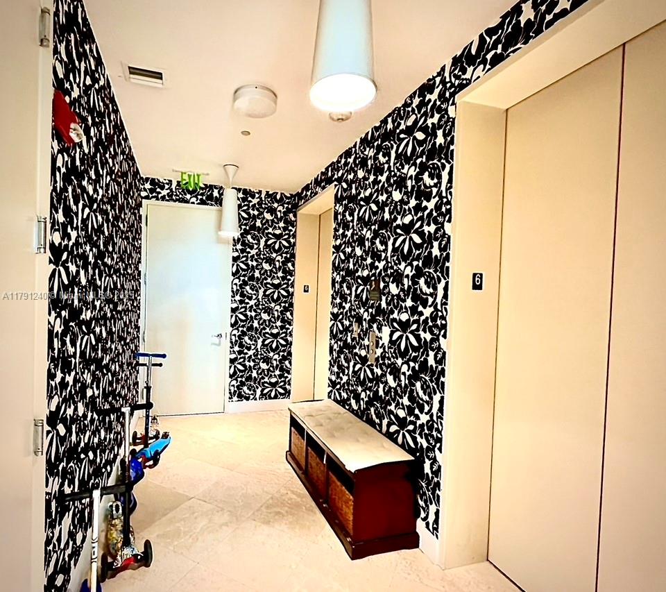 100 S Pointe Dr 604/603