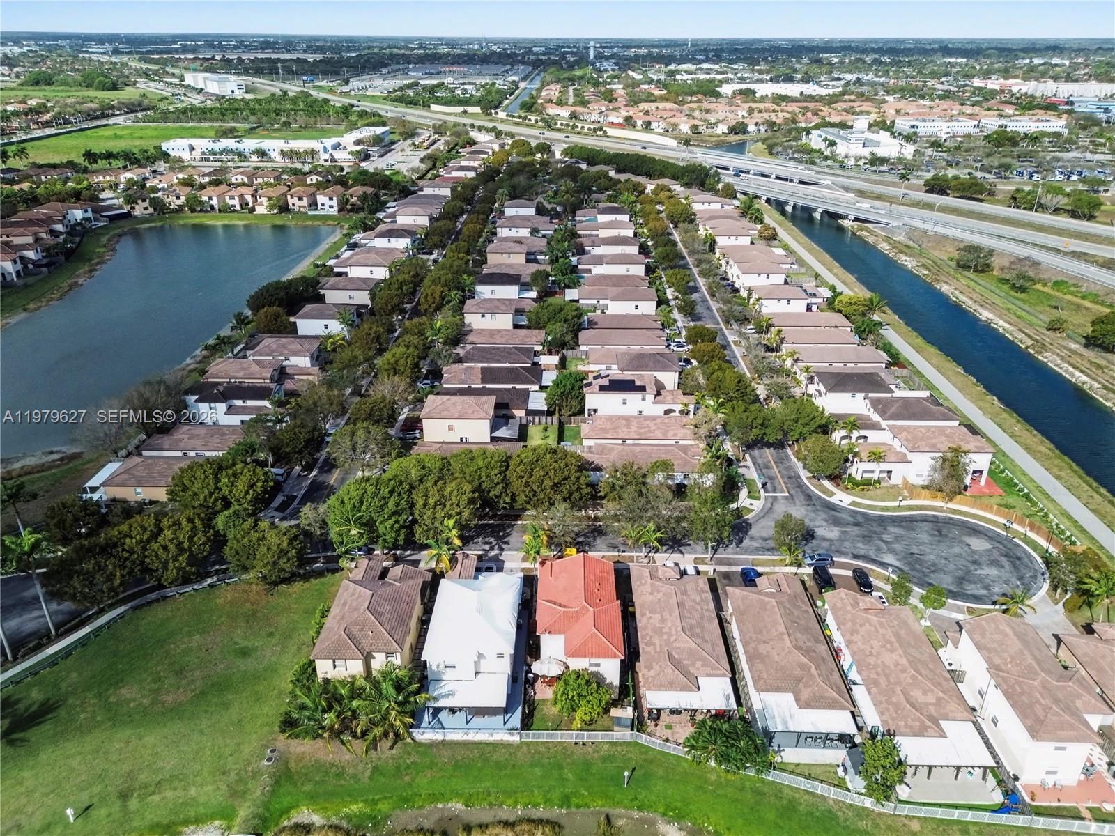 ATLANTIS AT OASIS - Residential