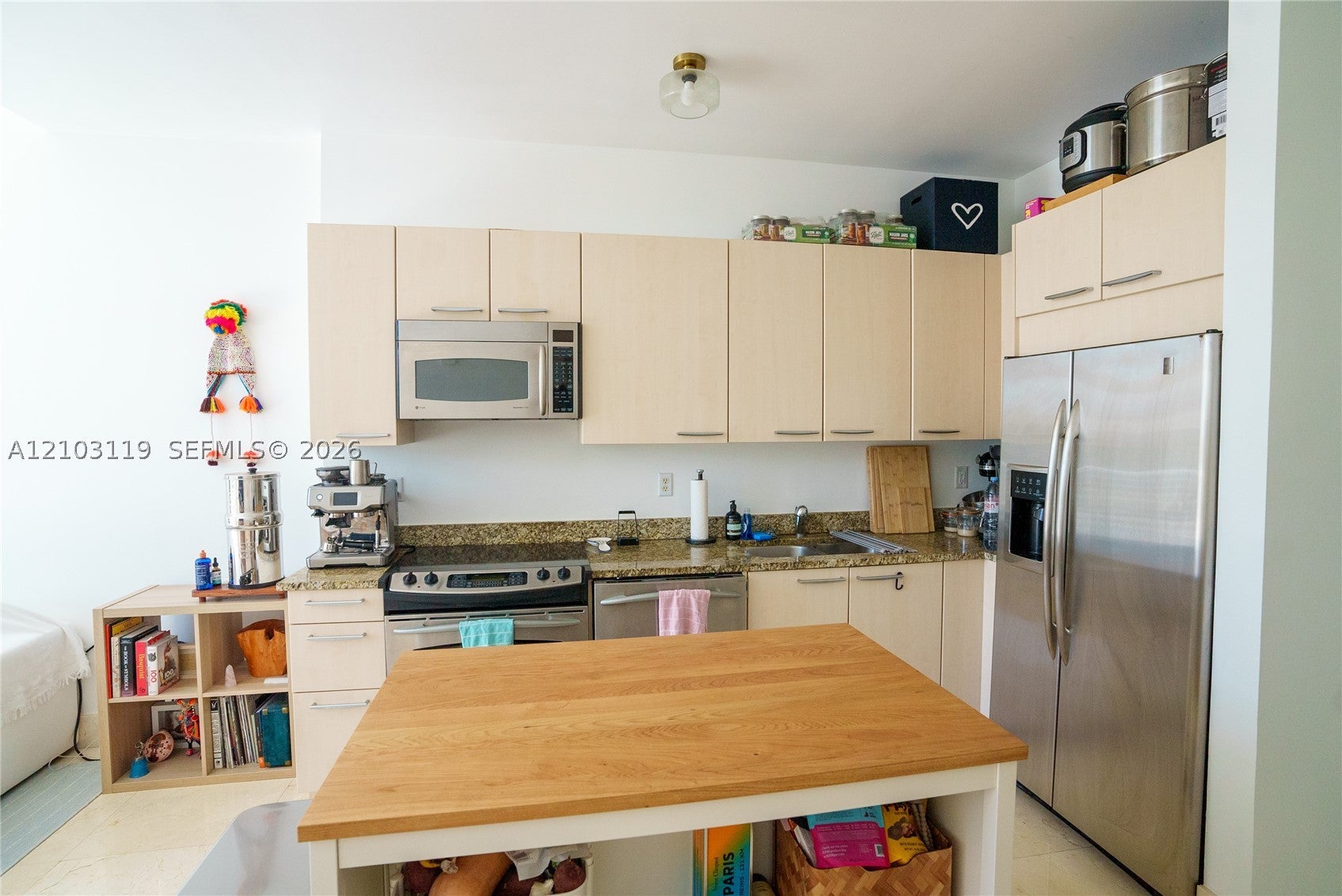 2001 Meridian Ave 516