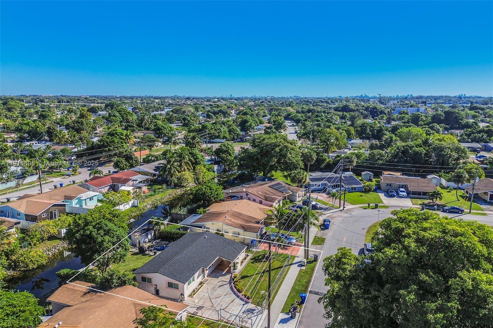 BROADVIEW COUNTRY CLUB ES - Residential