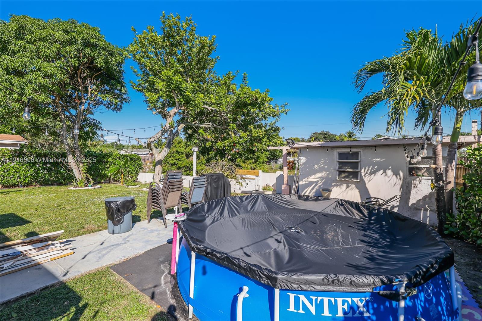 BROADVIEW COUNTRY CLUB ES - Residential