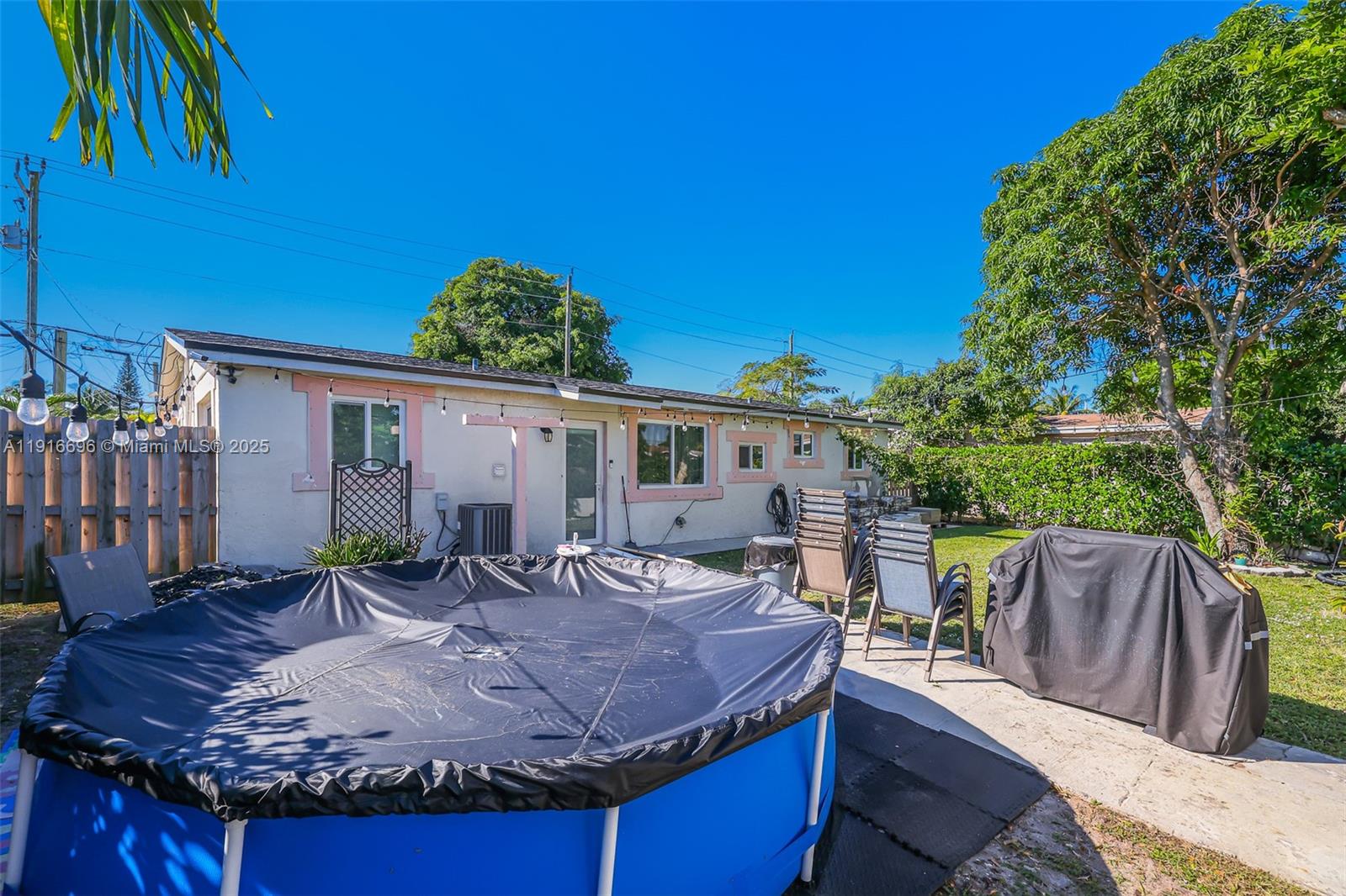 BROADVIEW COUNTRY CLUB ES - Residential