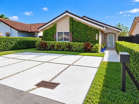 Photo of 11312 SW 25 Terrace, Miami, FL 33165 (MLS # A12092382)