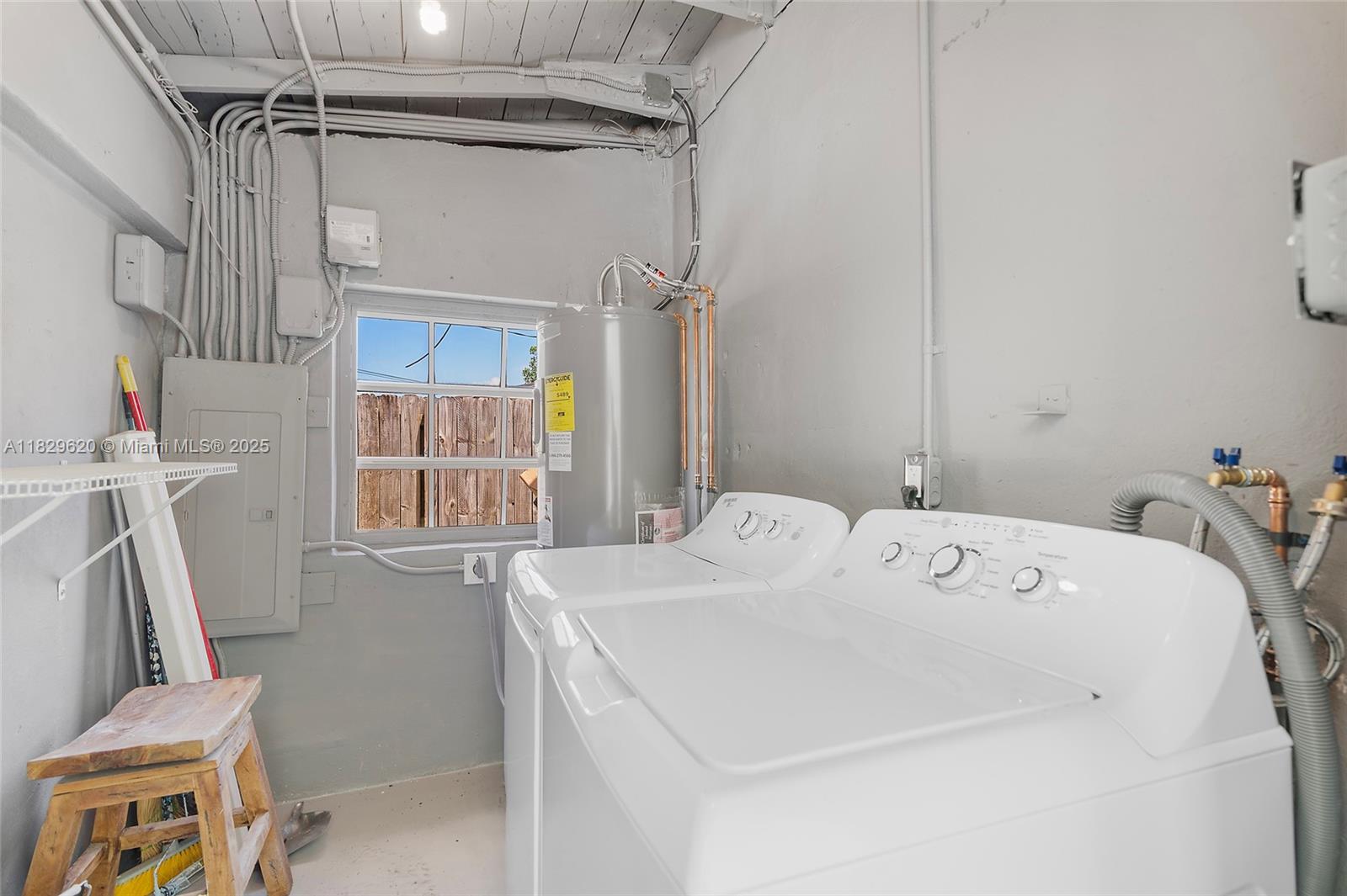 CUTLER RIDGE SEC 6 - Residential