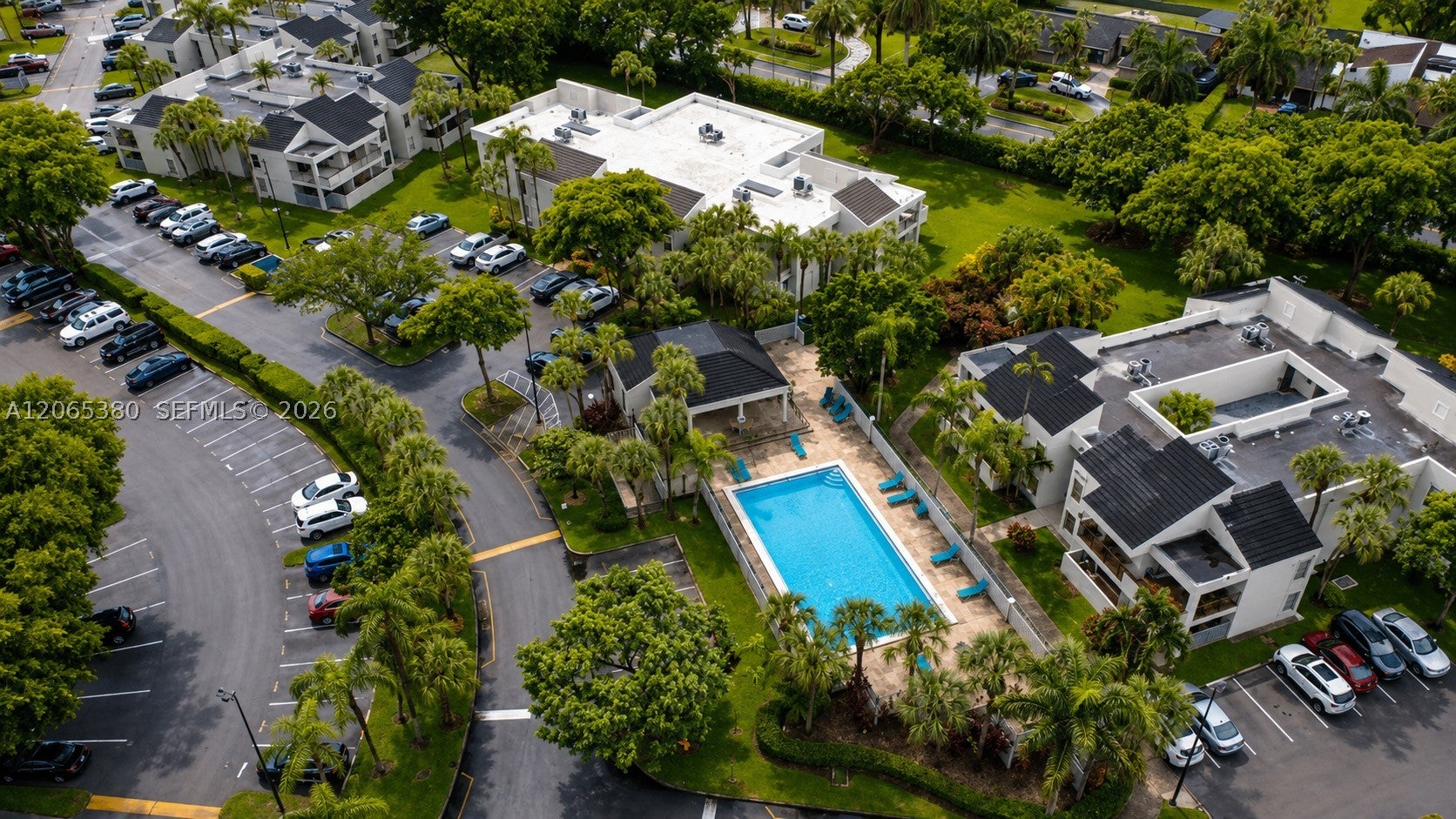 13280 SW 88th Ln 203B, Miami FL 33186