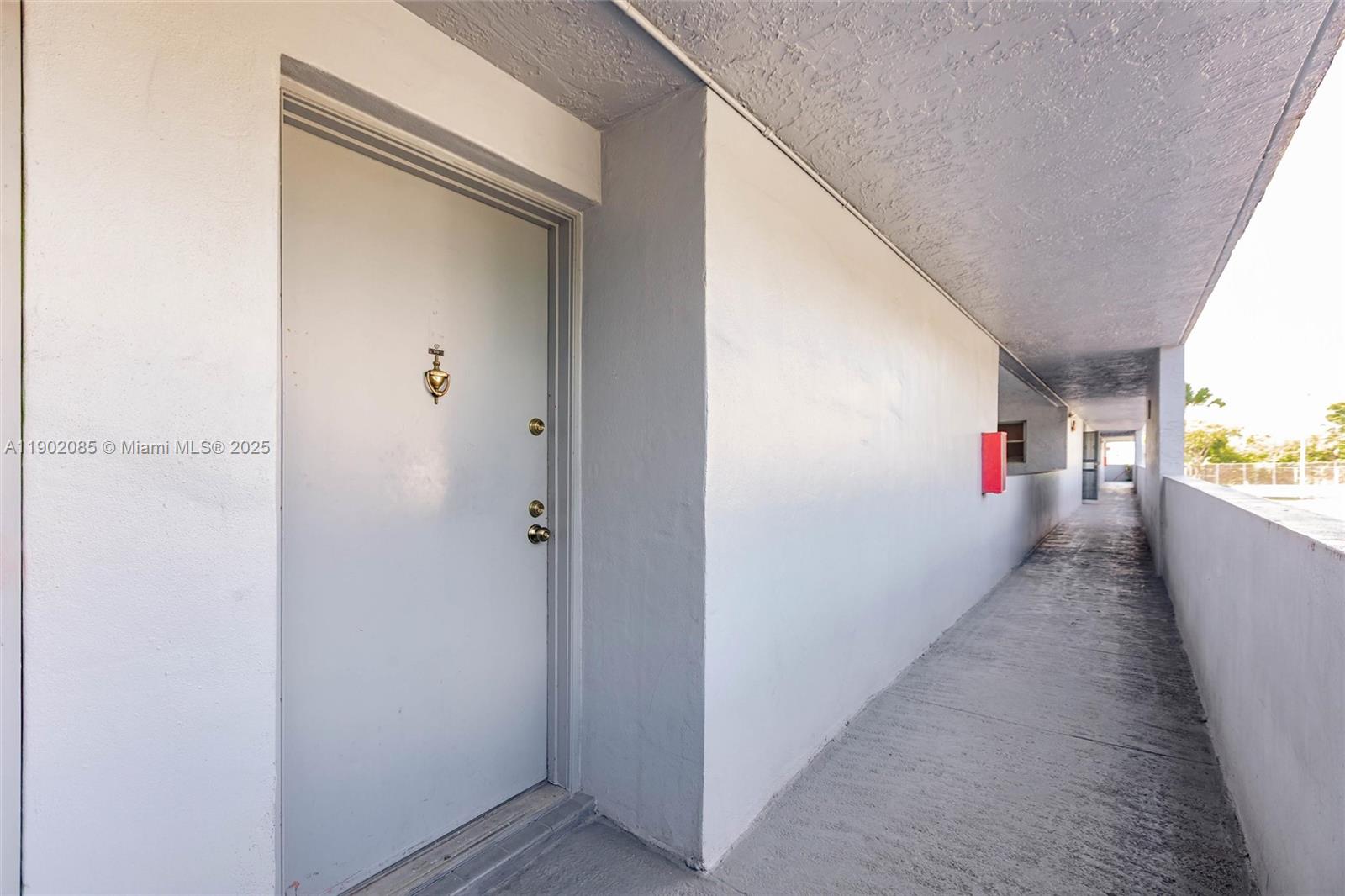 THE GREENS CONDO - Residential