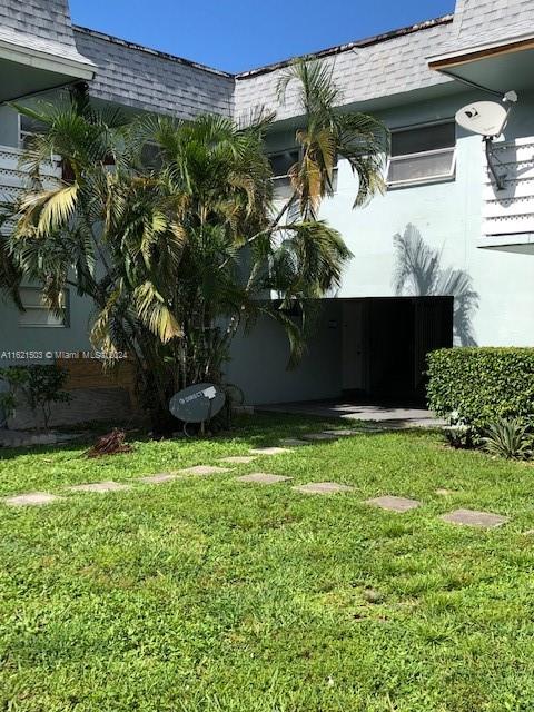 Beautiful 1 bedroom/1 bathroom, second floor unit in Sundance at Plantation. This apartment has a great layout: a dining area with ceiling lamp, large family/living room, kitchen and a luminous bedroom. The unit has been painted in a bright white color and has tile floors throughout. Pest control and deep cleaning works were completed. The condominium offers parking, laundry, community pool and onsite management. Walking distance to schools, hospital, plazas, entertainment and much more. Easy access to N. State Rd. 7, W. Broward Blvd and Sunrise Blvd.