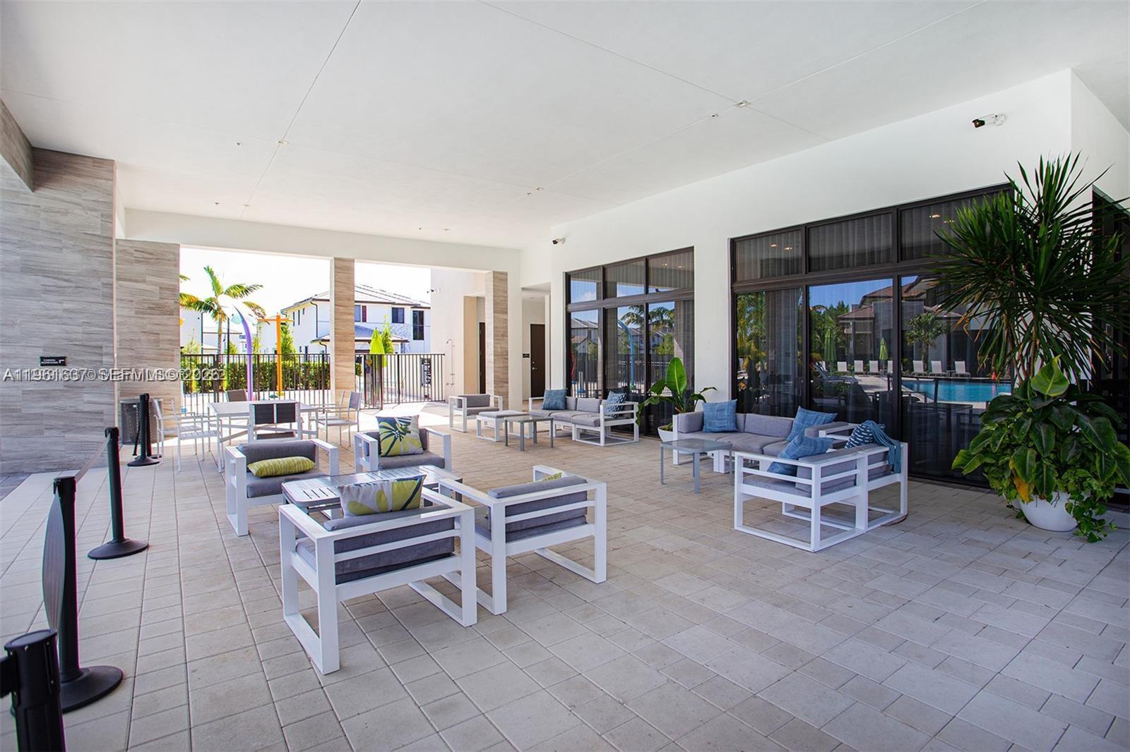Urbana at Doral - Residential