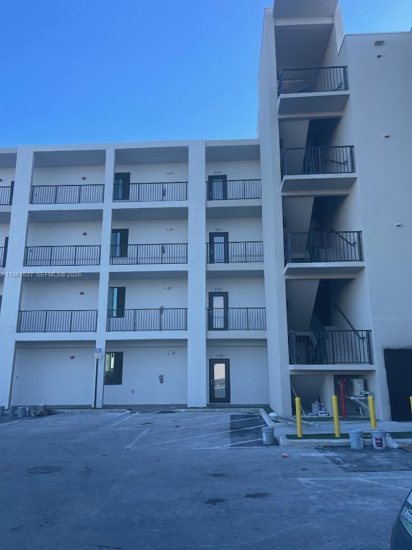 Urbana at Doral - Residential