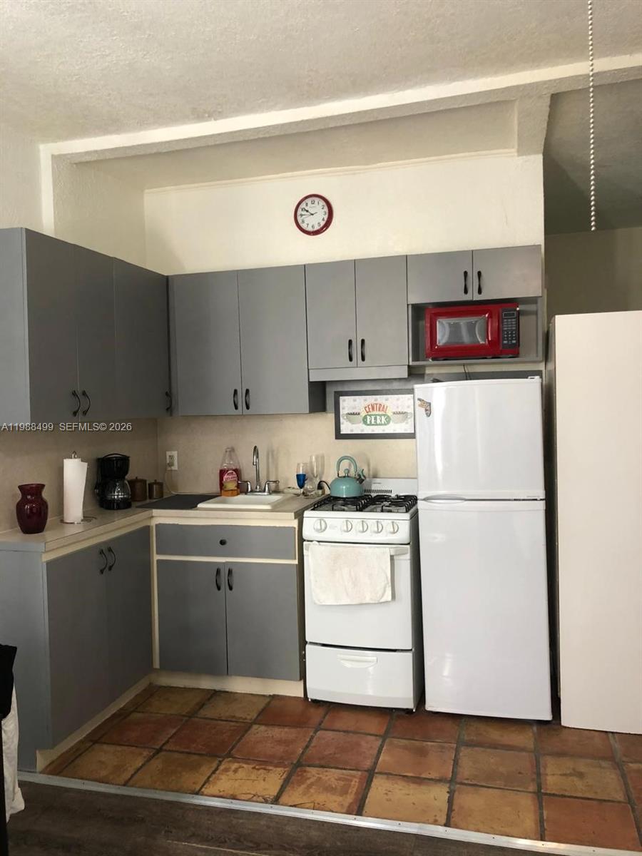 OCEAN VILLAS CONDO - Residential