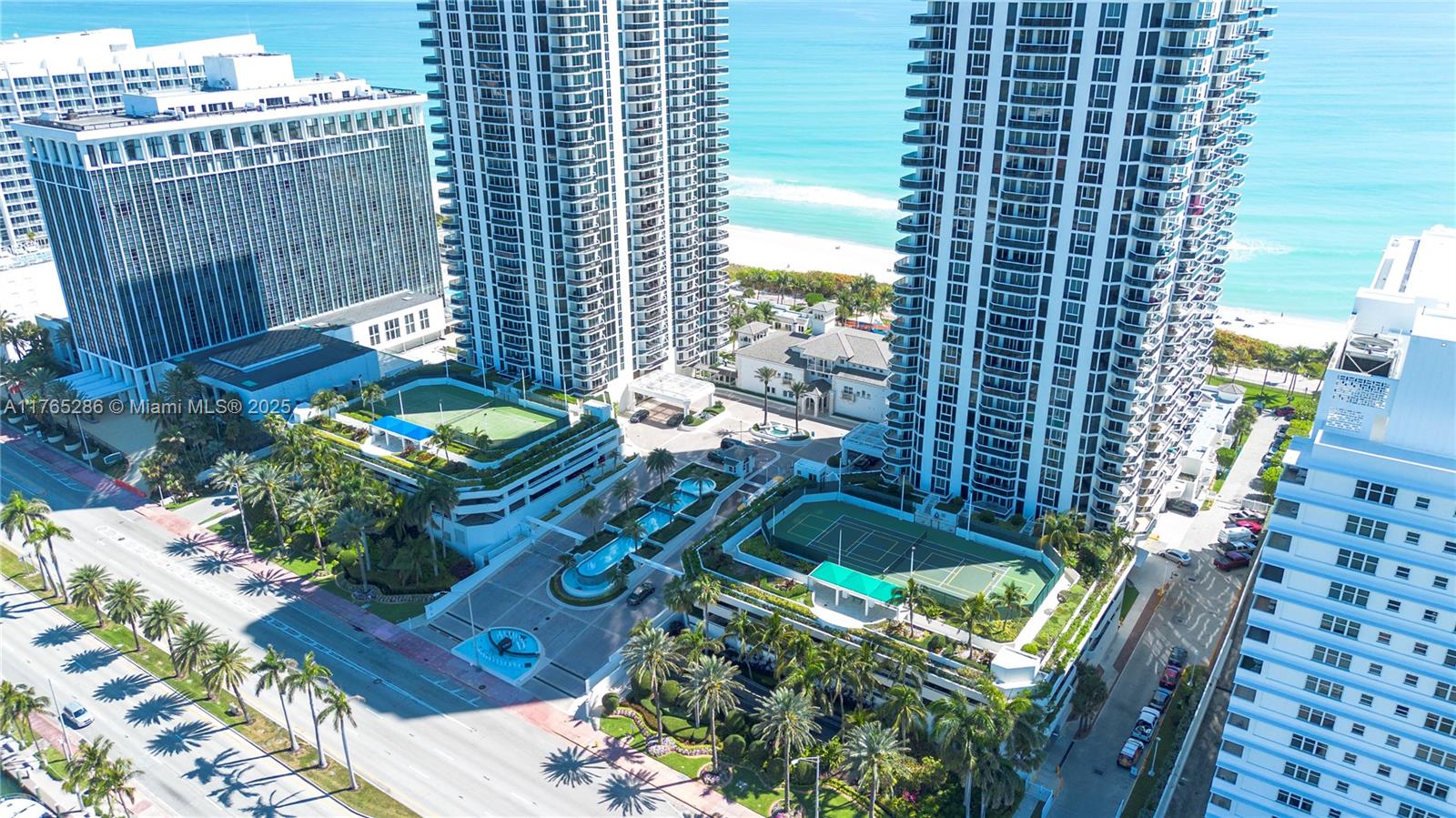 GREEN DIAMOND CONDO - Residential