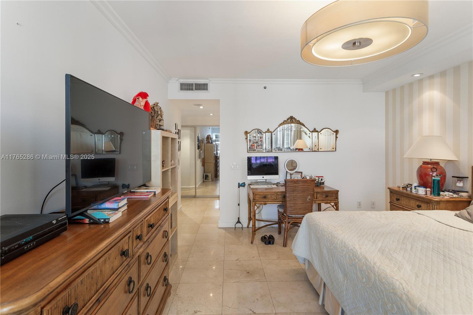 GREEN DIAMOND CONDO - Residential