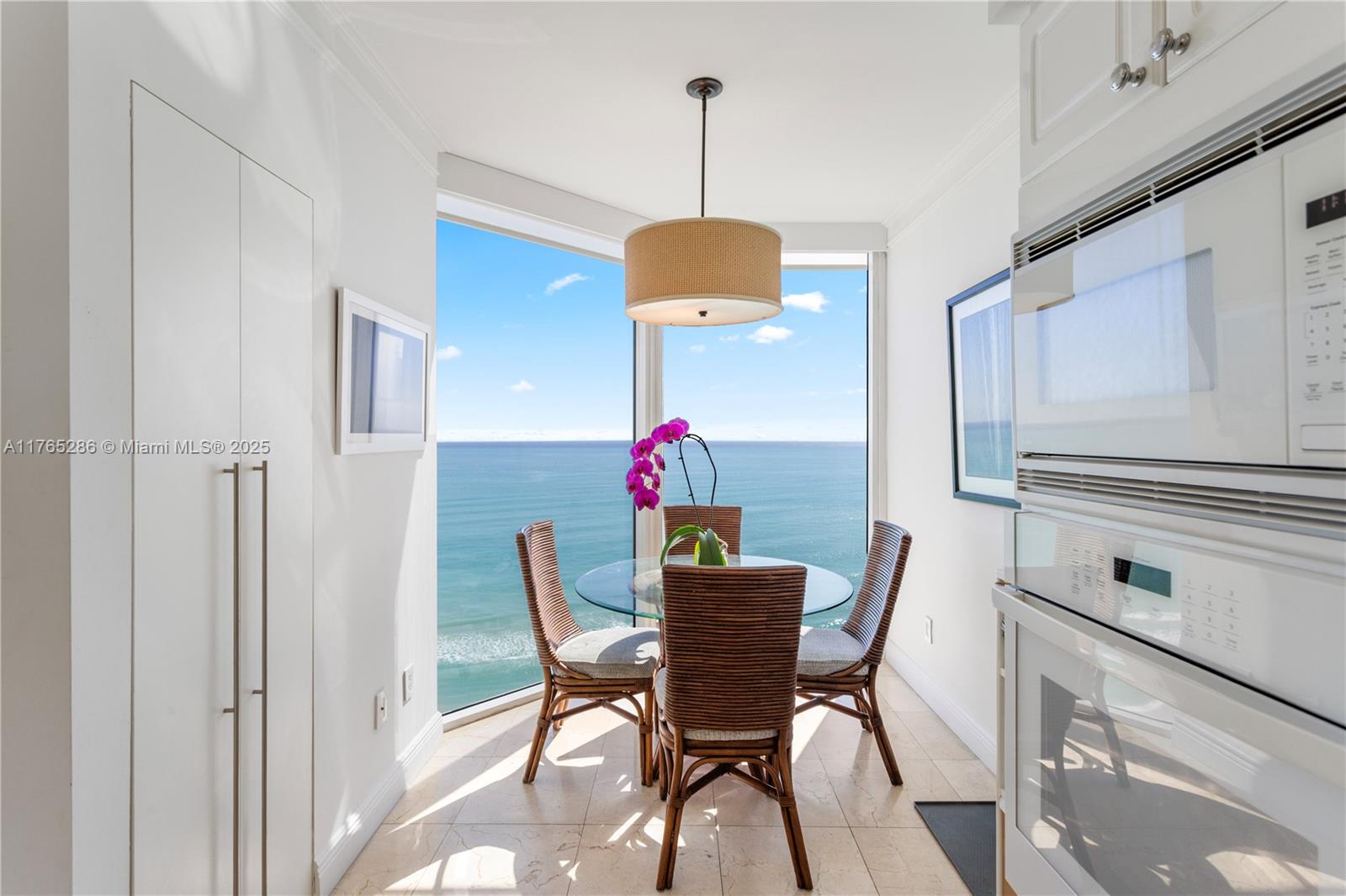 GREEN DIAMOND CONDO - Residential