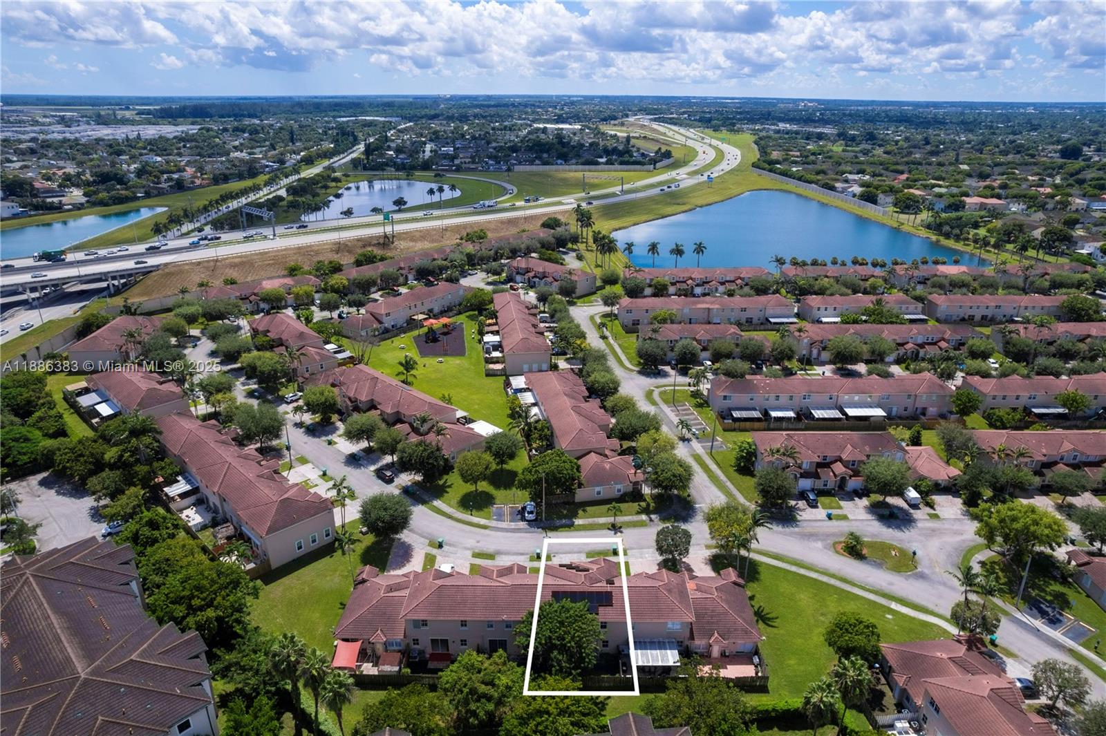 RIVERSIDE AT BISC NATL PK - Residential