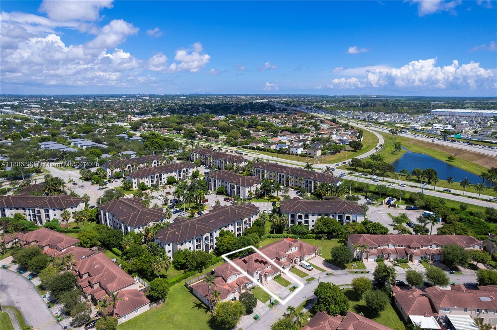 RIVERSIDE AT BISC NATL PK - Residential