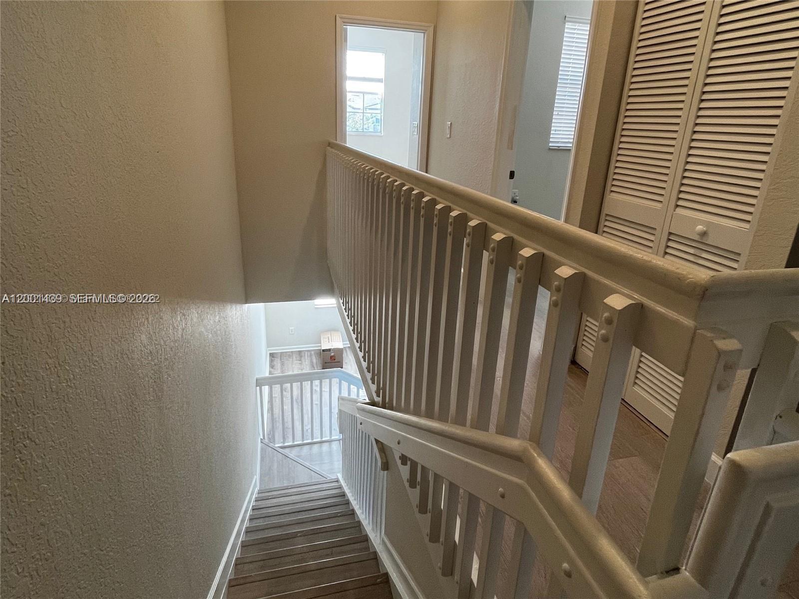 THE SHORES CONDO NO 3 - Residential Lease