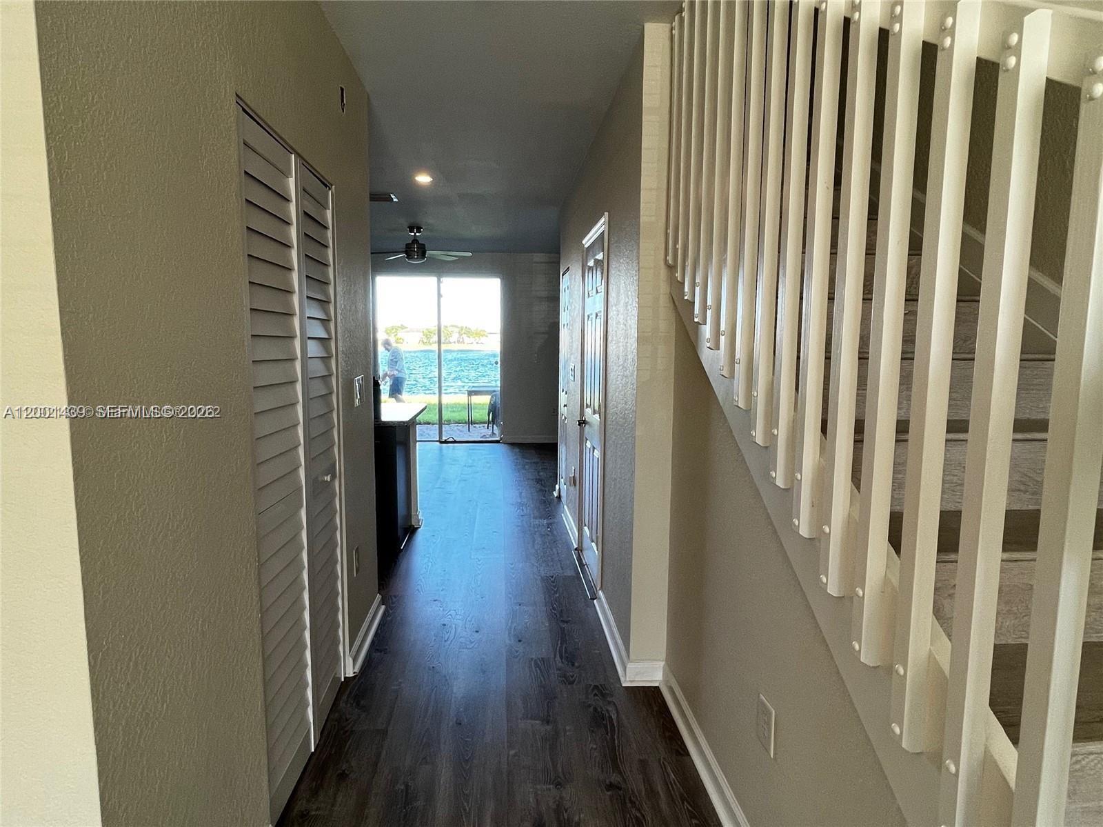 THE SHORES CONDO NO 3 - Residential Lease