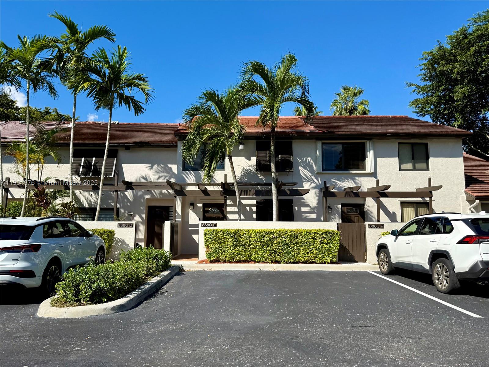 CALUSA POINT - Residential Lease