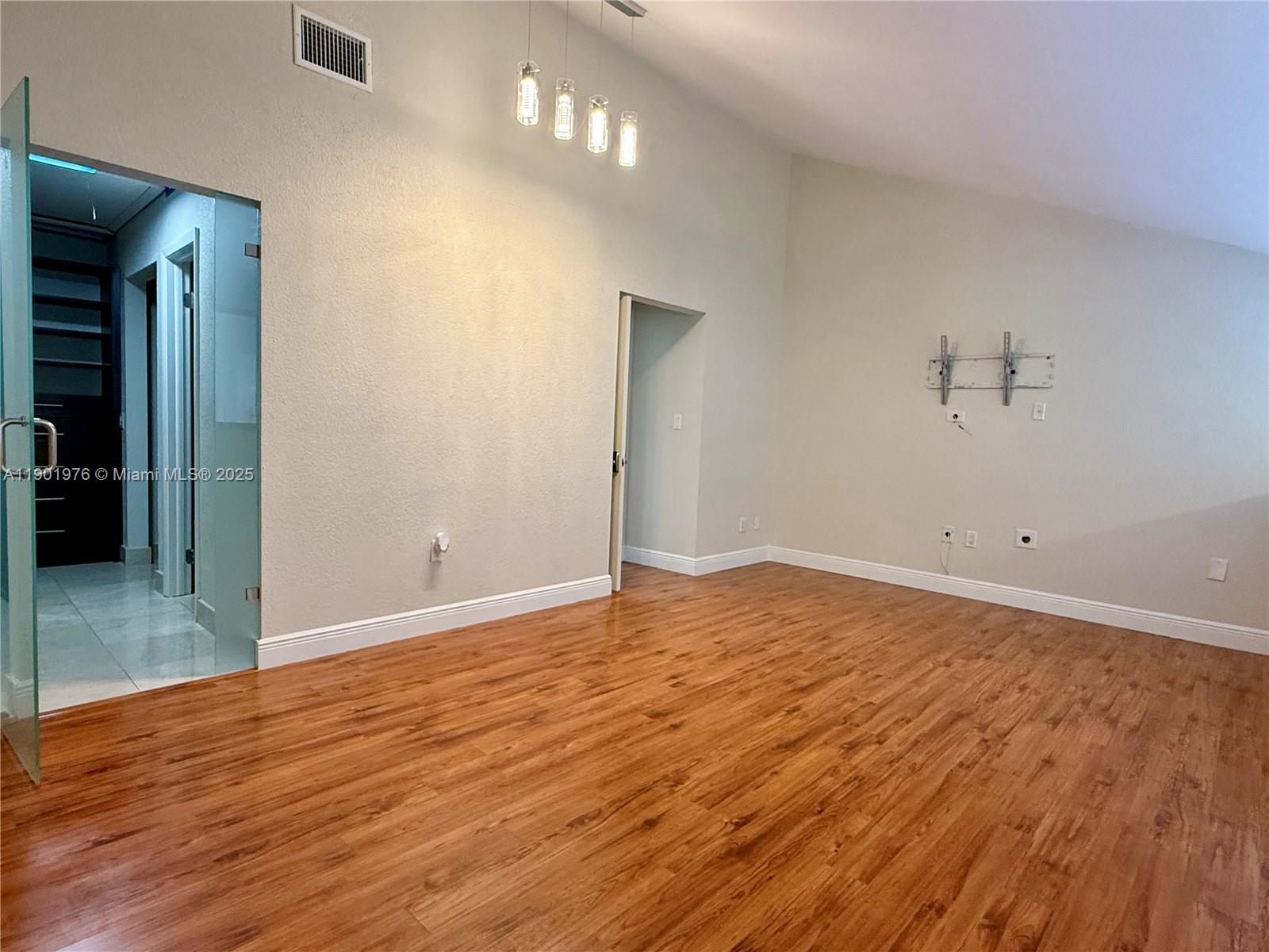 CALUSA POINT - Residential Lease