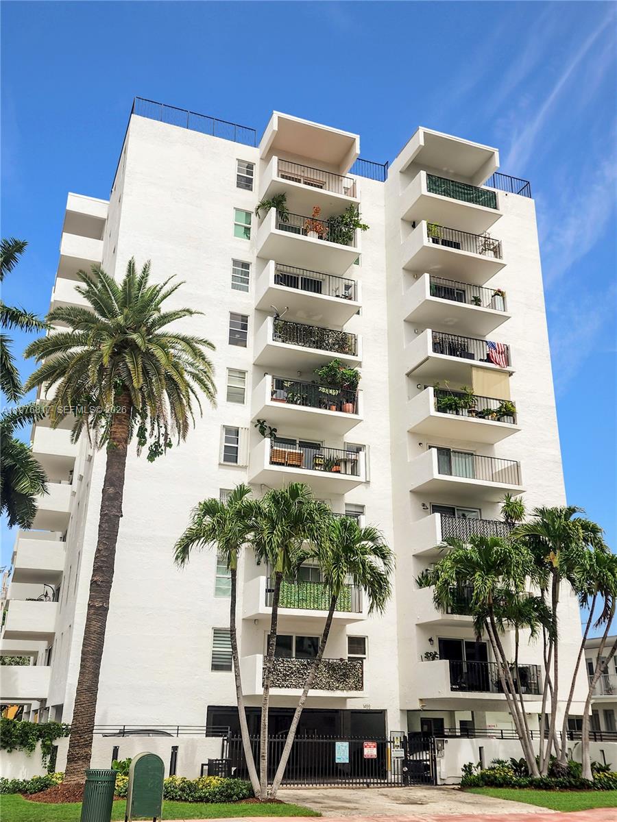 BAYSHORE TERRACE CONDO - Residential