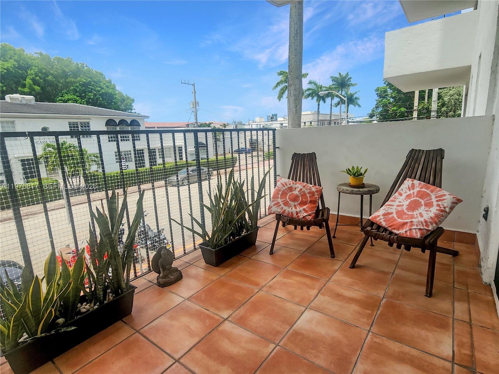 BAYSHORE TERRACE CONDO - Residential
