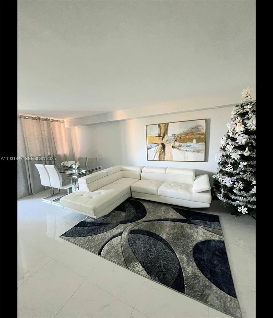 You just found the PERFECT condo that is 100% REMODELED! It is a beautiful spacious 2 bedroom 2 bath dream home with all of the upgrades you can Imagine. Chef's Kitchen, built in fireplace, Spacious bedrooms and bathrooms. Have to see it to believe it! This open floor plan condo is a sight to see. Please call listing agent for showings. Can't wait to show it to you!