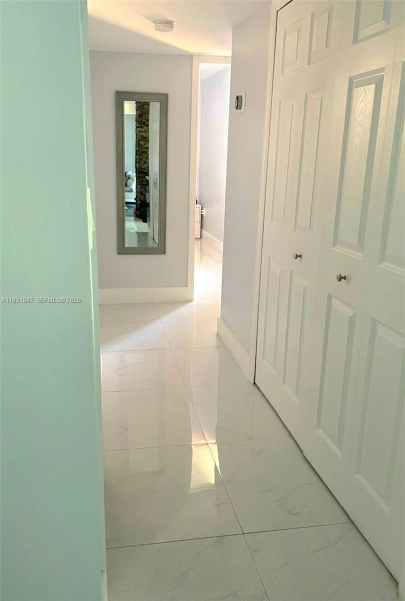 VERSIALLES GARDENS II CON - Residential