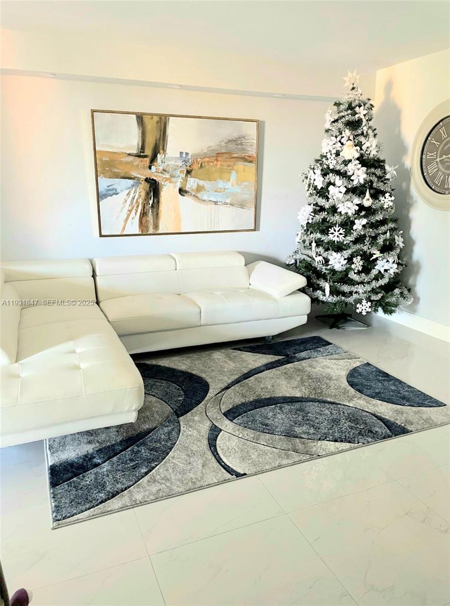 9410 W Flagler St 409