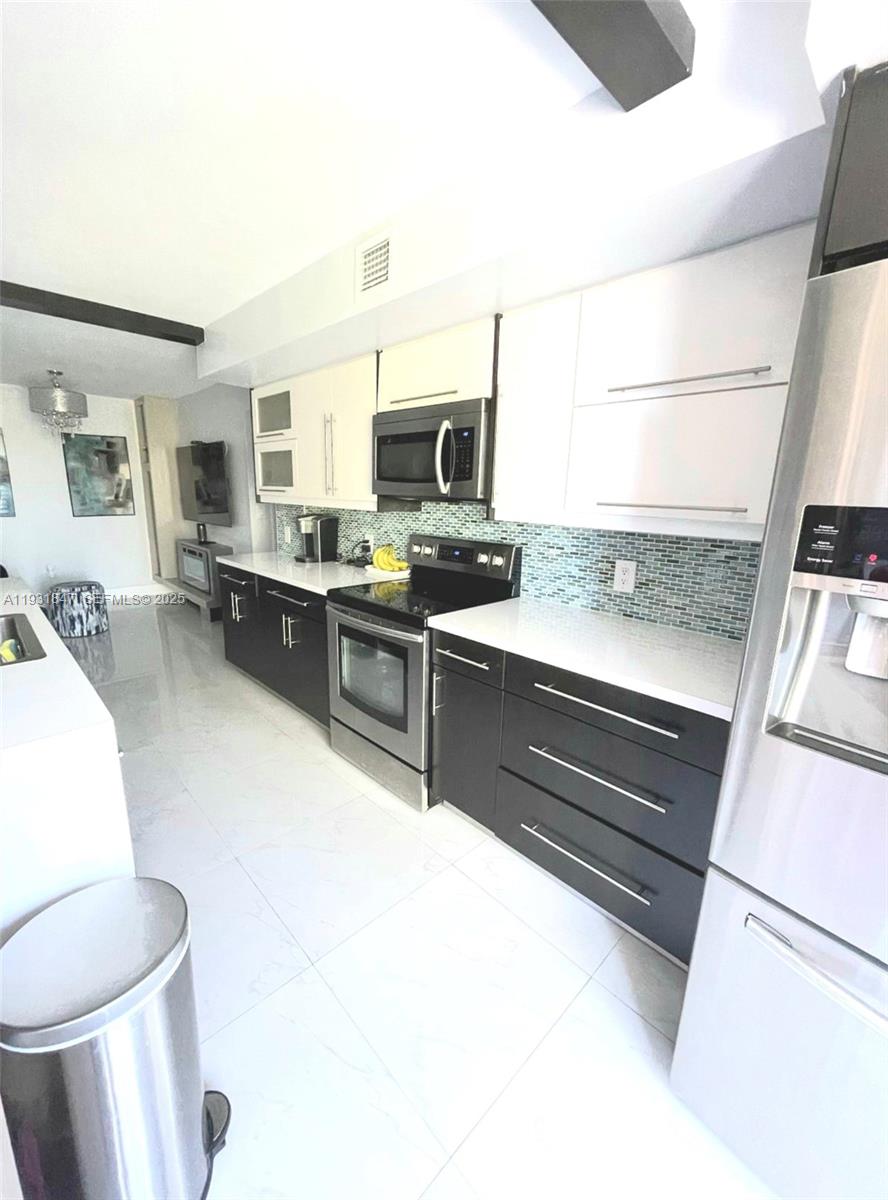 9410 W Flagler St 409