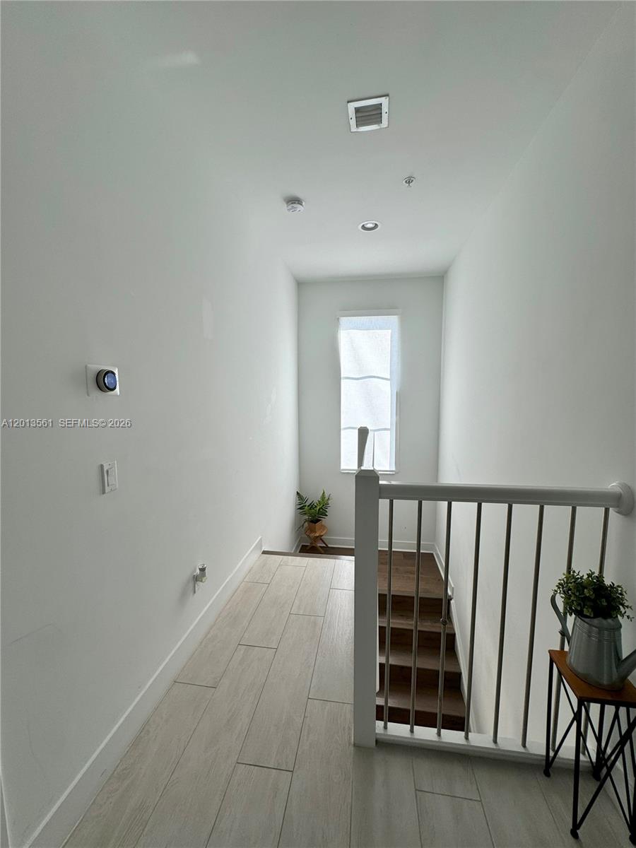 CT INDUSTRIAL PLAT - Residential Lease