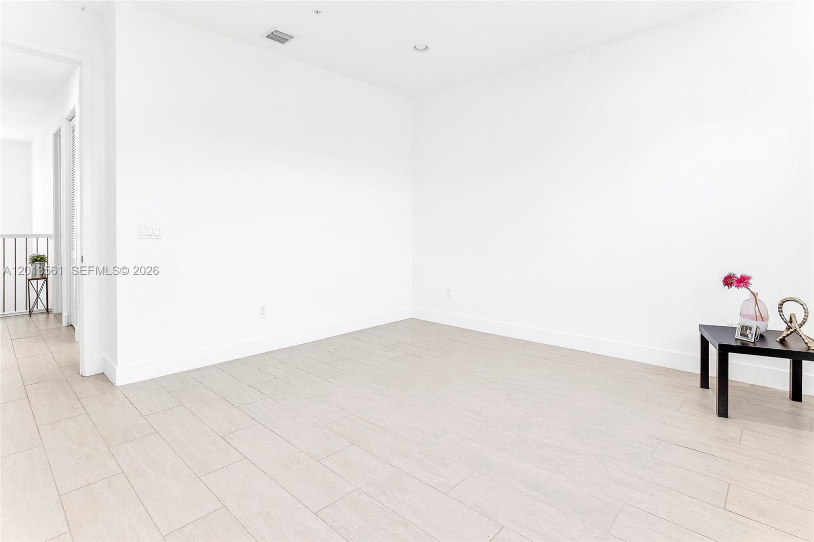 CT INDUSTRIAL PLAT - Residential Lease