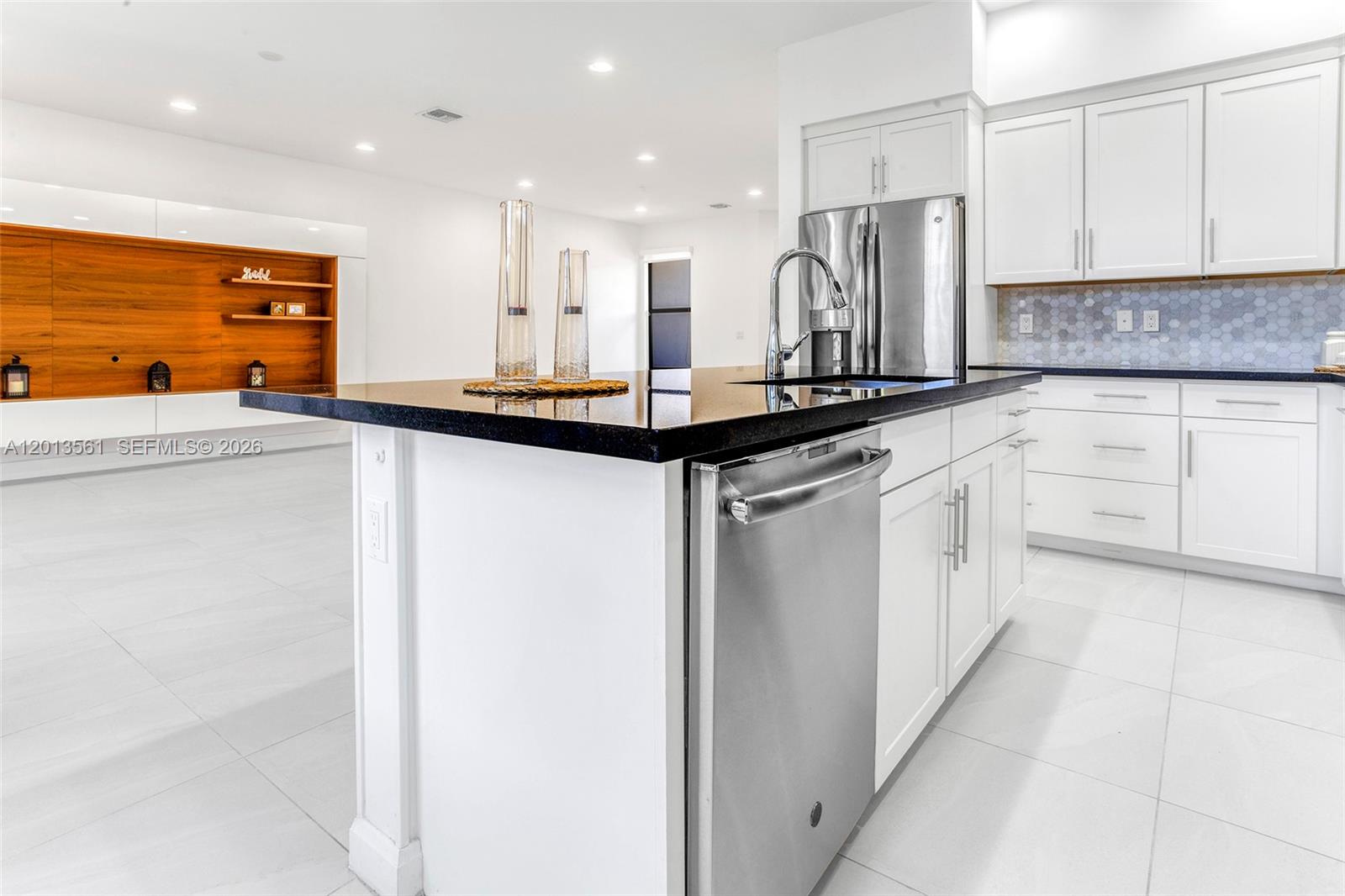 CT INDUSTRIAL PLAT - Residential Lease