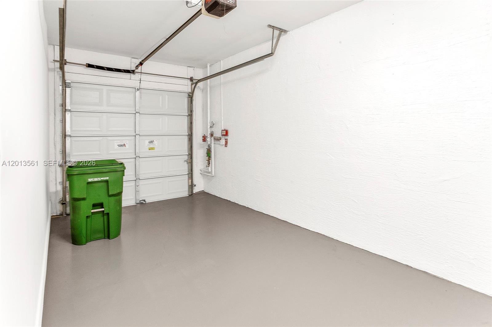 CT INDUSTRIAL PLAT - Residential Lease