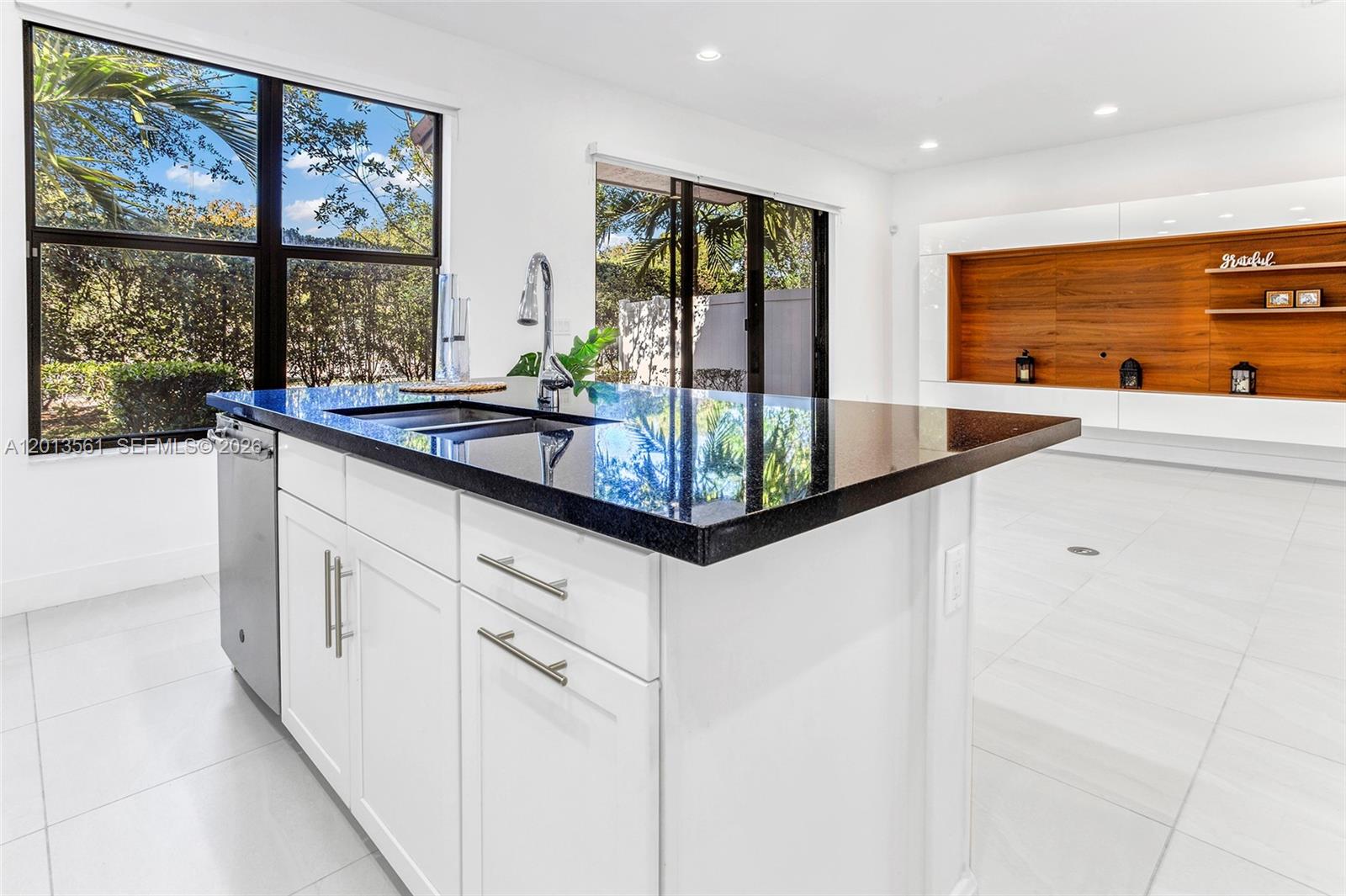 CT INDUSTRIAL PLAT - Residential Lease