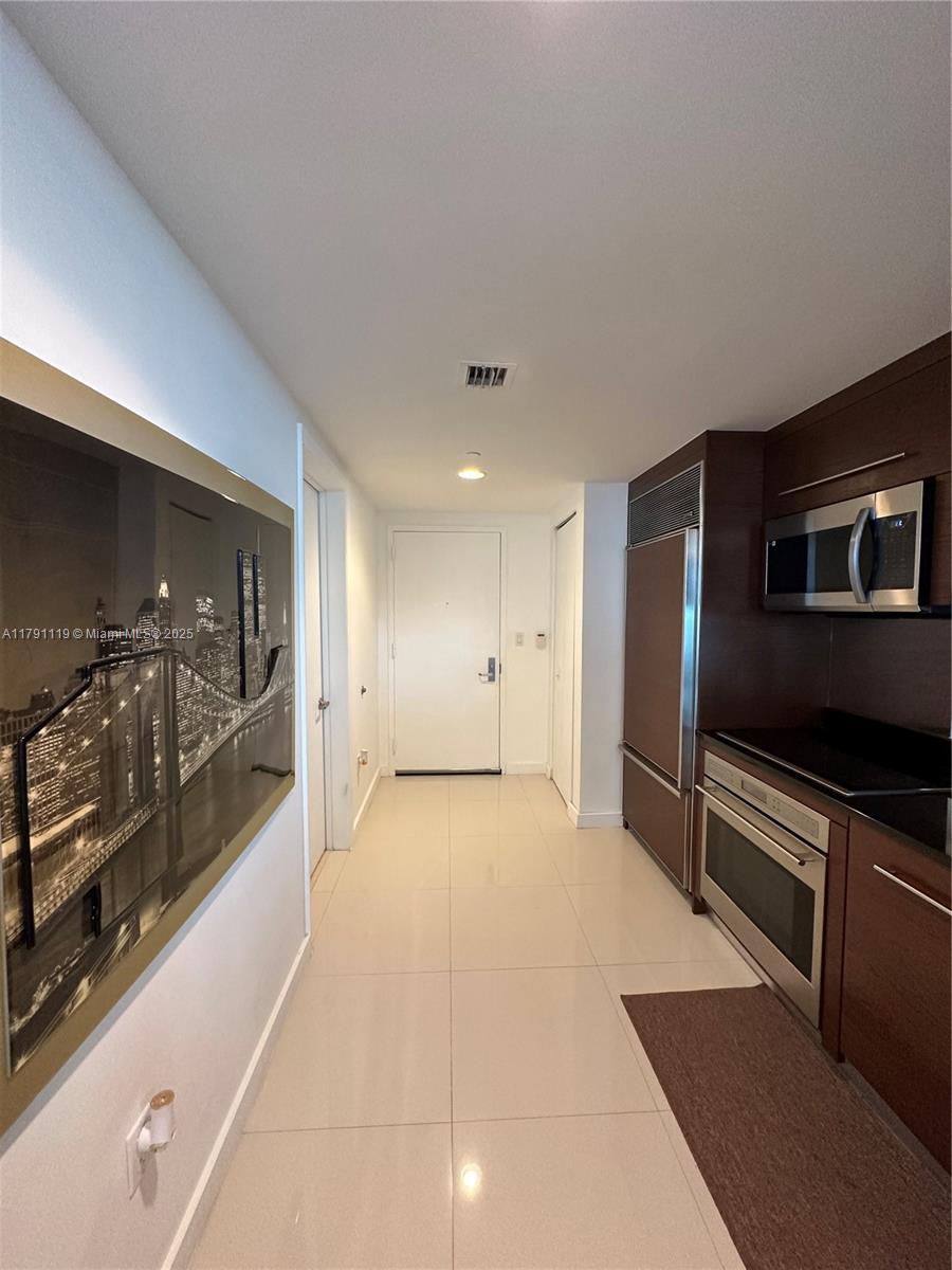 ICON BRICKELL NO TWO - Residential Lease