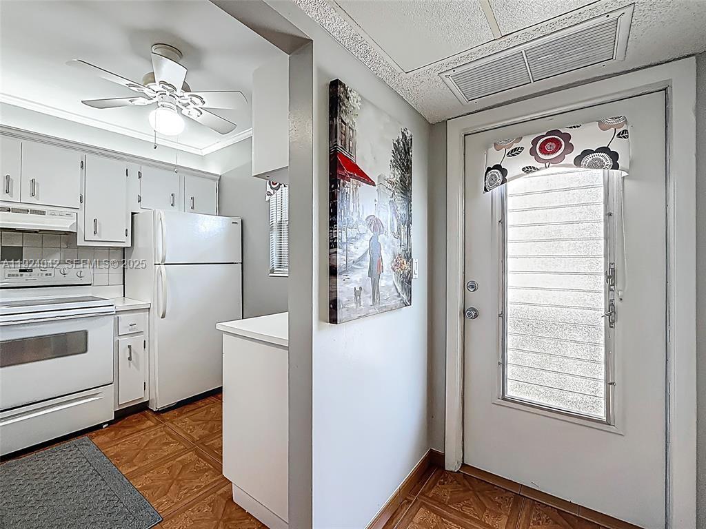 TULIP GARDENS CONDO - Residential