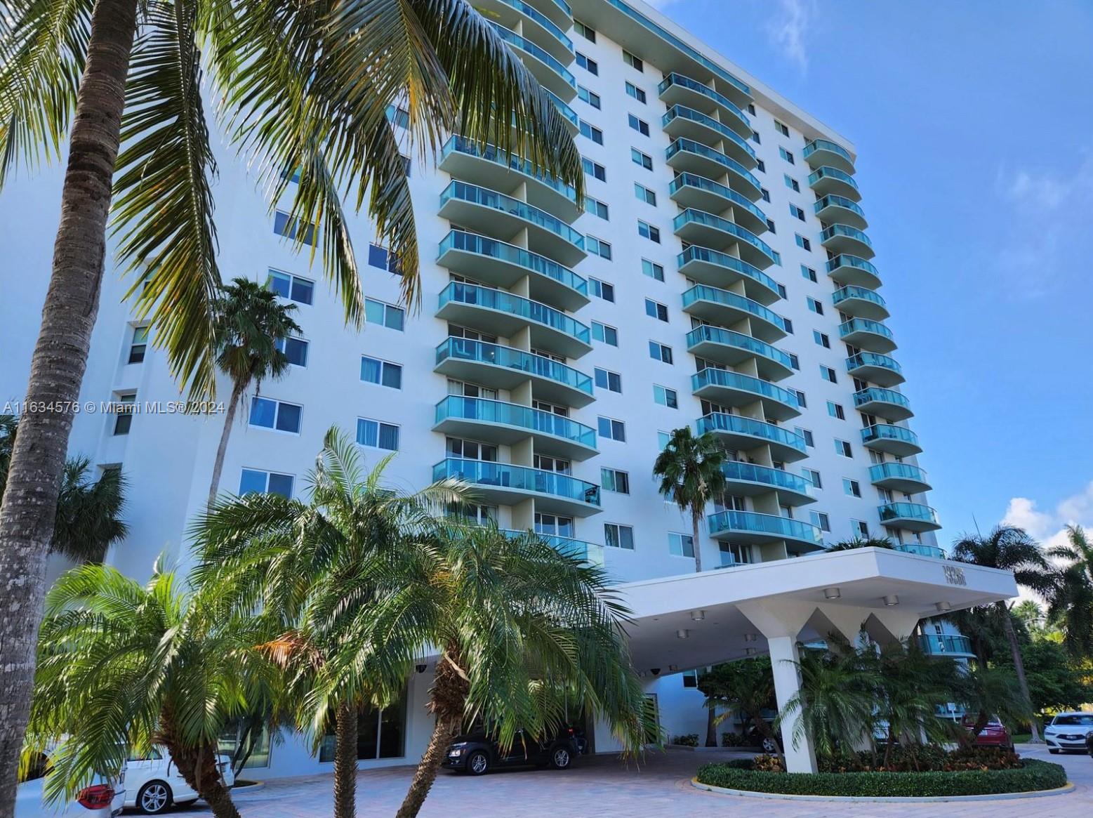 GET IT WHILE IT'S HOT! Priced to sell.... Great 1 br unit just blocks from the beach, and with a balcony view of the Intracoastal waterway! Amenities include 2 tennis courts, pool, gym, and a short walk to the beach! Vacant, easy to show, move in ASAP!