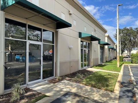 1920 N Commerce Pkwy Weston FL 33326