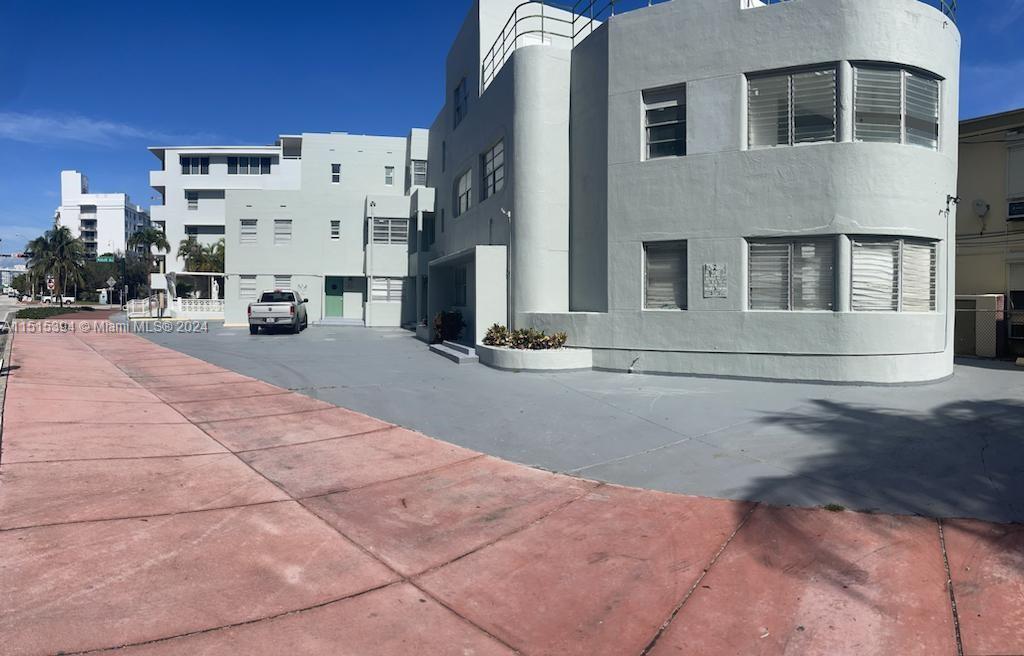 AMD PL OF 2ND OCEAN FRONT - Residential Lease
