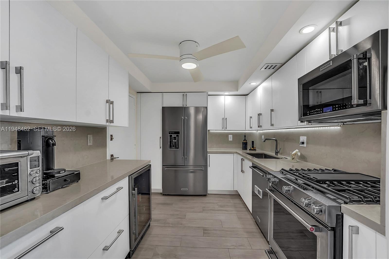 PARKER PLAZA CONDO ESTATE - Residential