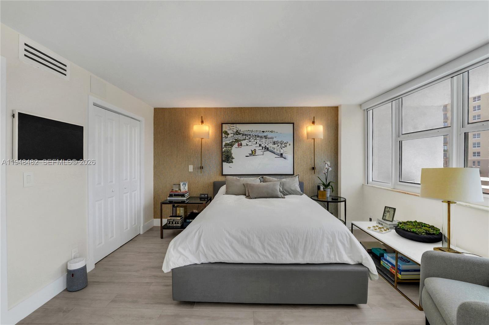 PARKER PLAZA CONDO ESTATE - Residential