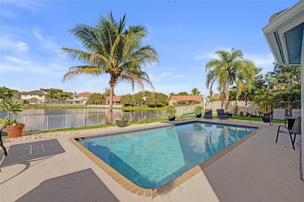 Photo of 13901 Appalachian Trl, Davie, FL 33325 (MLS # A11980865)