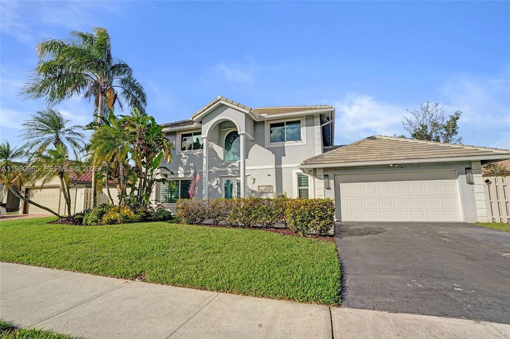 Photo of 13901 Appalachian Trl, Davie, FL 33325 (MLS # A11980865)