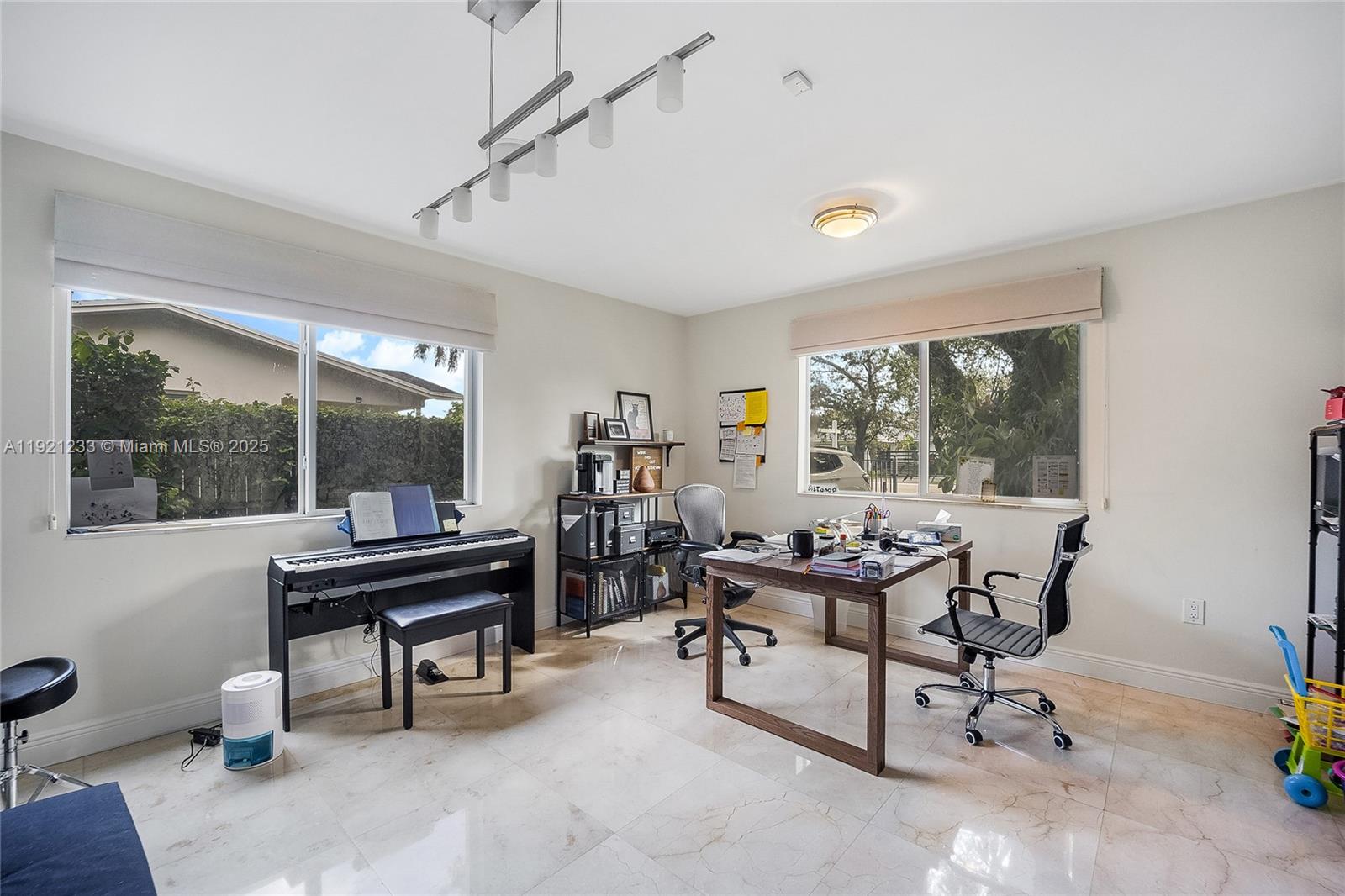 PALMETTO DUPLEXES - Residential Lease