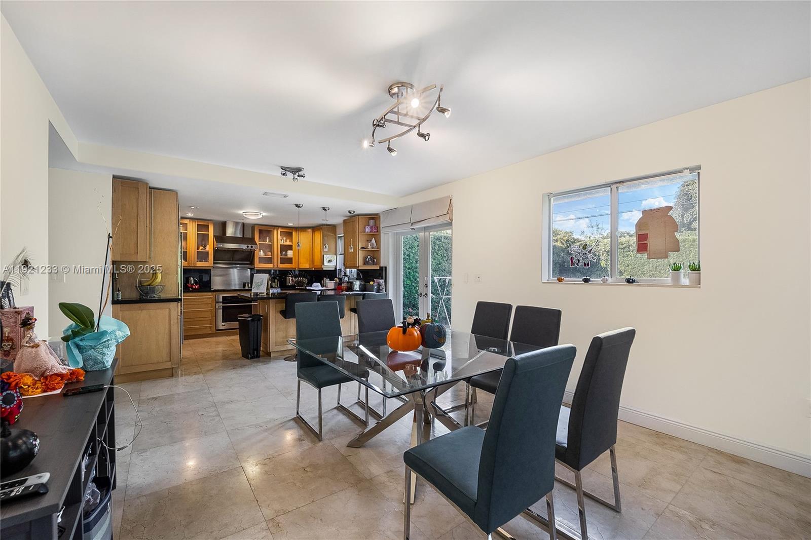 PALMETTO DUPLEXES - Residential Lease